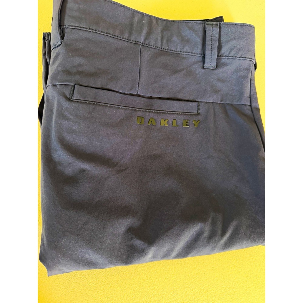 Oakley Men 33x31 Blue Polyester Microfiber Regular Fit Straight Flat Front Pants